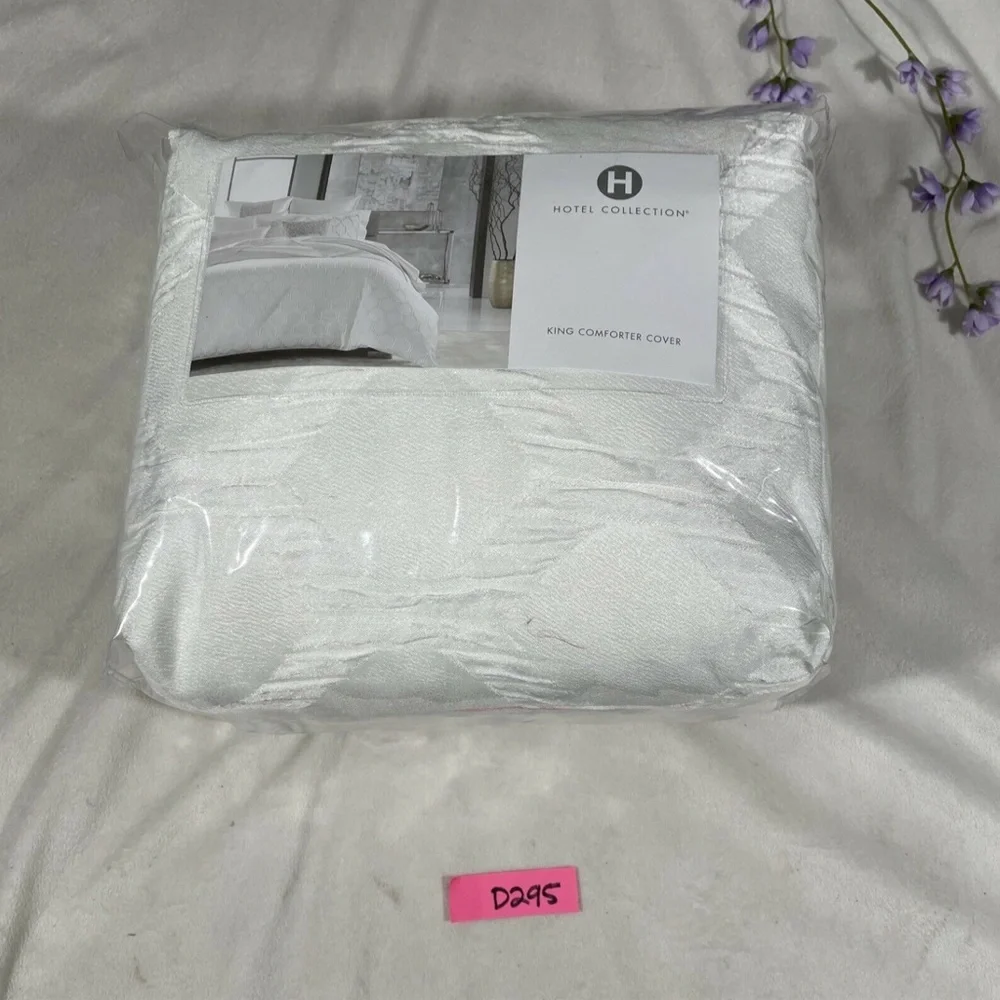 NEW Hotel Collection [ King ] Olympia‎ Duvet Cover Only in White